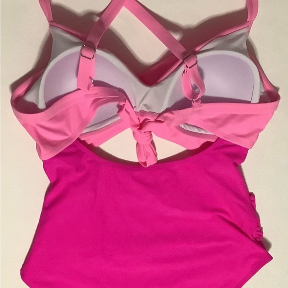 Eo Menie Somen One piece Pink Cutout Swimsuit - Picture 3 of 5